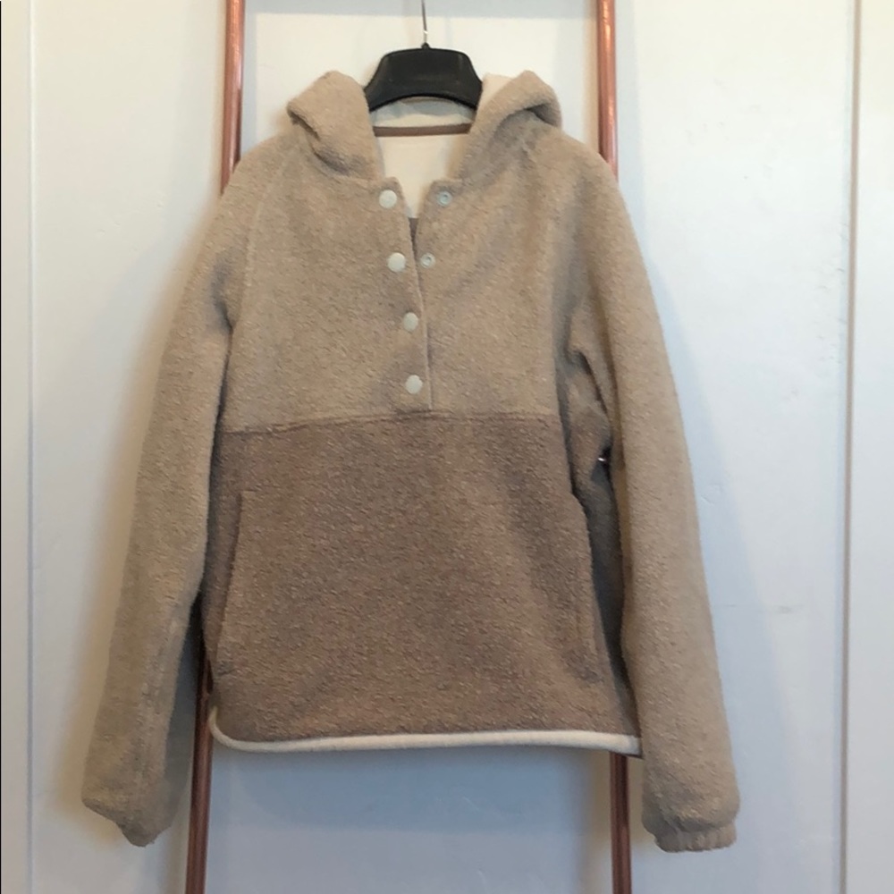 Outdoor Voices Hooded MegaFleece half zip